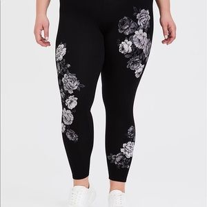 Torrid Leggings - Size 2